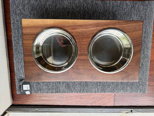 Large, Walnut, 2-Bowl, 8", Black slanted legs