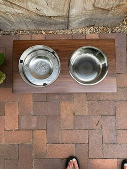 Large, Walnut, 2-Bowl, No-Drip, 10", Black slanted legs