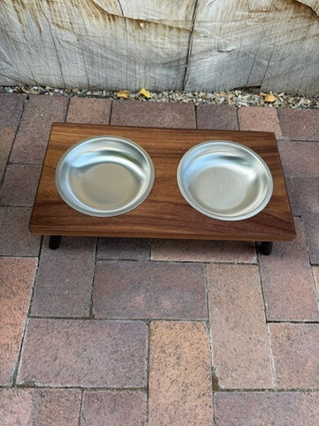 Cat, Walnut, 2-Bowl, 4", Black slanted legs