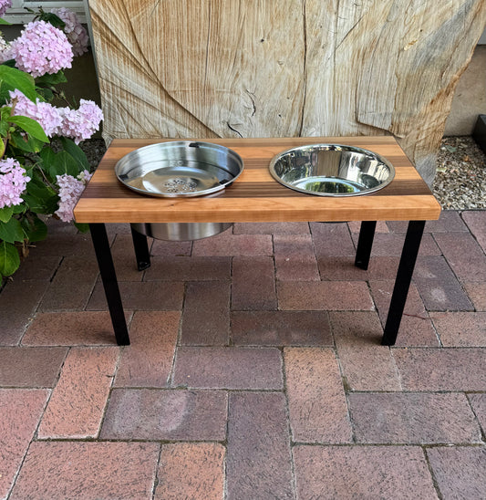 Large, Stripe, 2-Bowl, No-Drip, 12", Black Powder Coated Slanted Legs