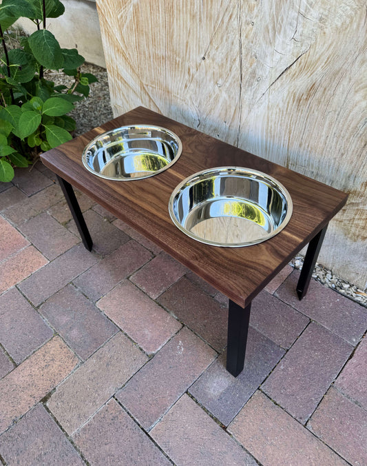Large, Walnut, 2-Bowl, 12", Black straight legs