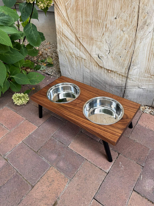 Medium, Walnut, 2-Bowl, 6", Black slanted legs