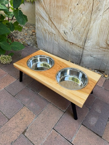 Medium, Cherry, 2-Bowl, 6", Black slanted legs
