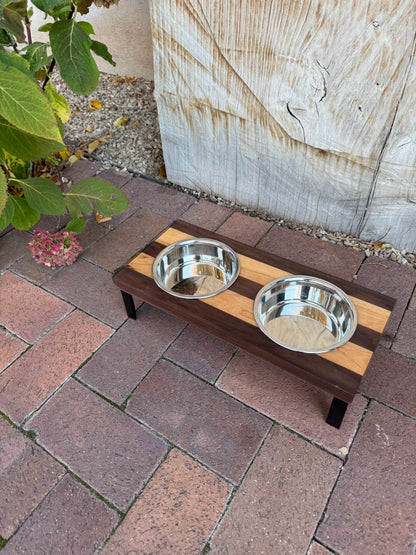 Small, Striped, 2-Bowl, 4", Black straight legs - SALE!