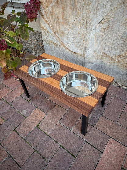 Large, Striped, 2-Bowl, 10", Black straight legs