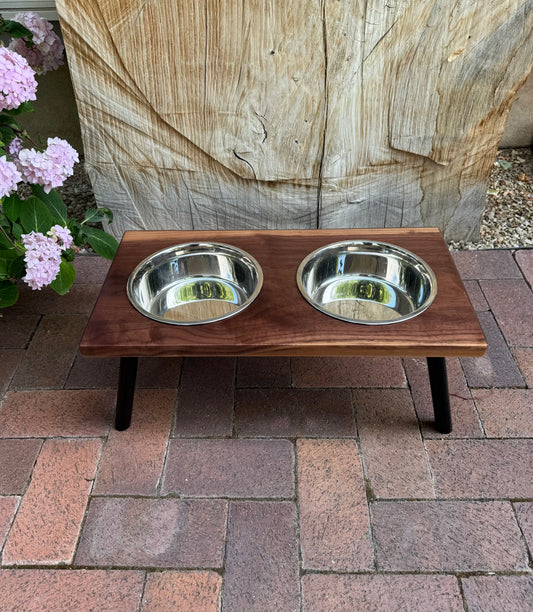 Large, Walnut, 2-Bowl, 6", Black Powder Coated Slanted Legs