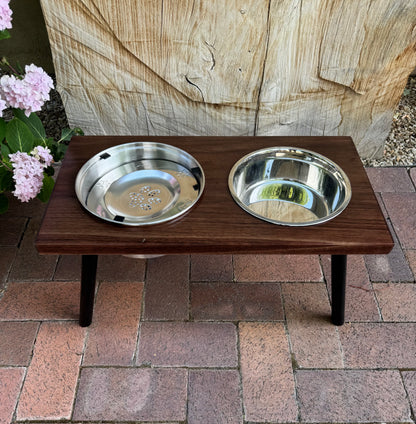 Large, Walnut, 2-Bowl, No-Drip, 10", Black Powder Coated Straight Legs