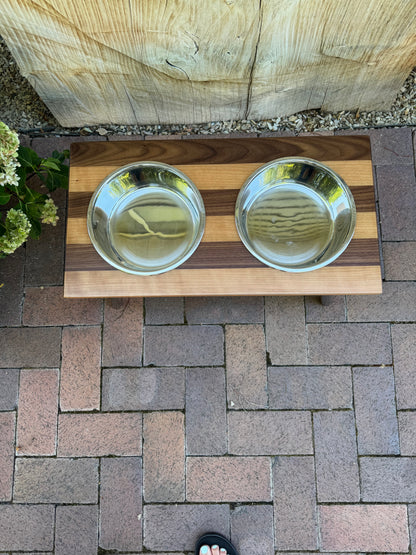 Large, Stripe, 2-Bowl, 12", Black Powder Coated Slanted Legs