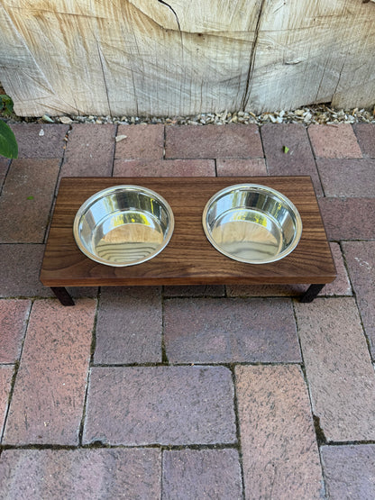 Small, Walnut, 2-Bowl, 4", Black Powder Coated straight legs