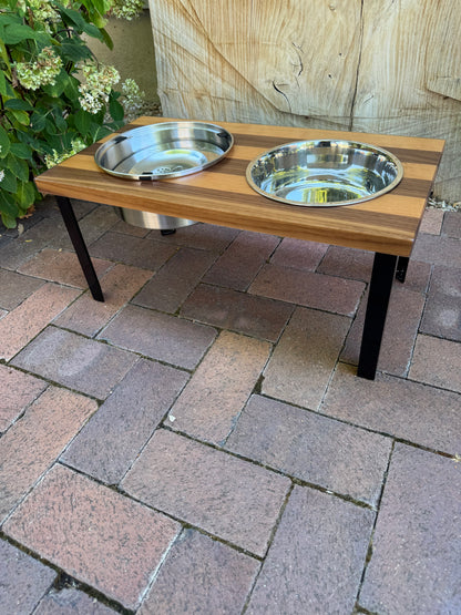 Large, Stripe, 2-Bowl, No-Drip, 10", Black Powder Coated Straight Legs