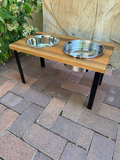 Large, Stripe, 2-Bowl, No-Drip, 12", Black Powder Coated Straight Legs