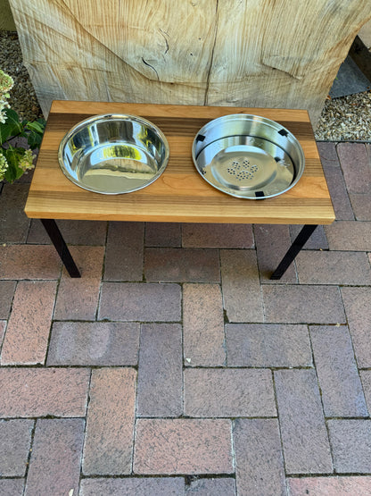 Large, Stripe, 2-Bowl, No-Drip, 12", Black Powder Coated Straight Legs