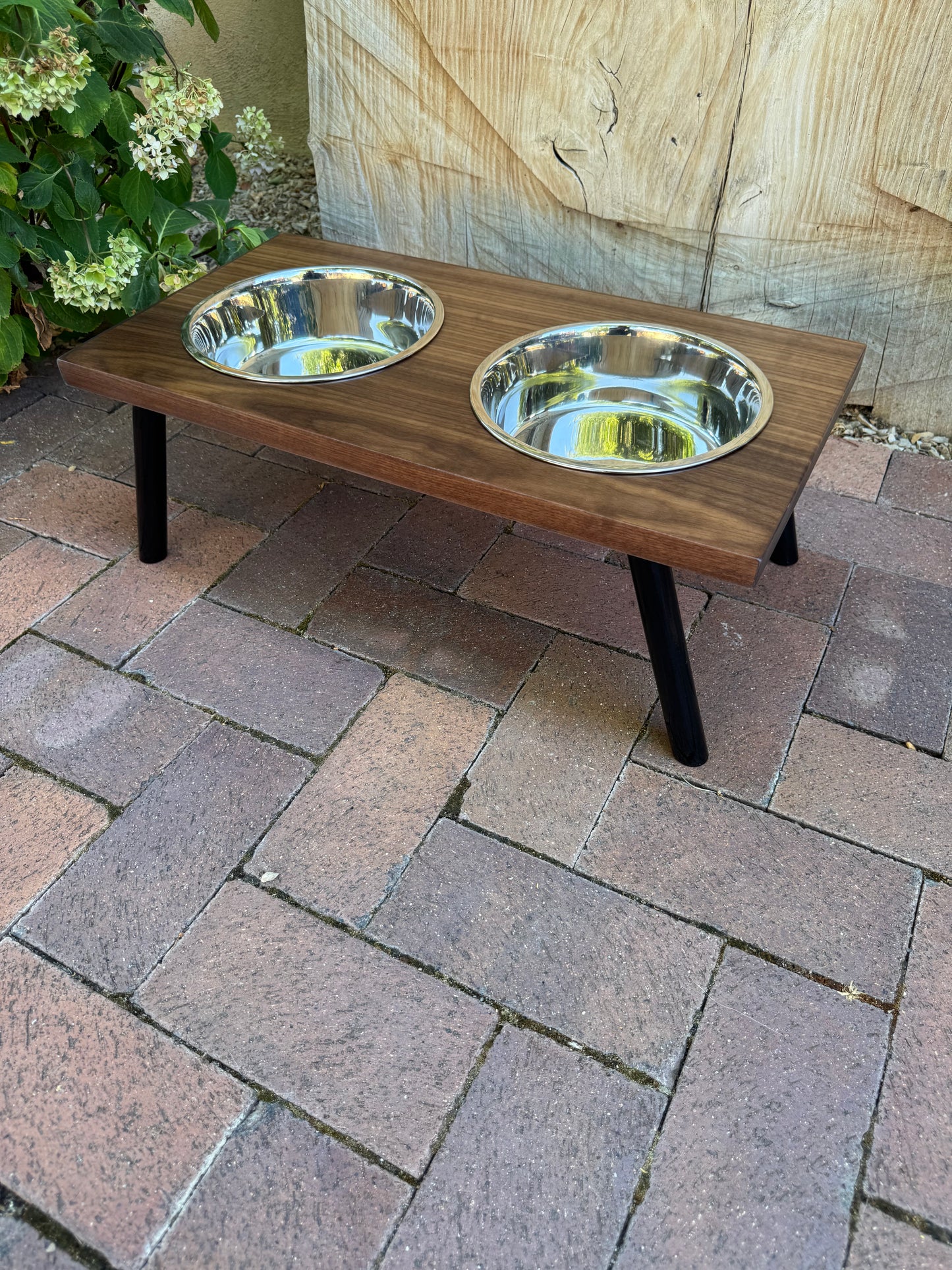 Large, Walnut, 2-Bowl, 8", Black Powder Coated Slanted Legs