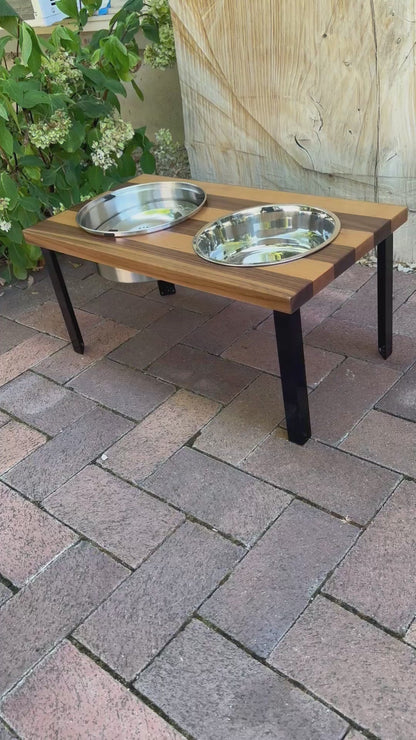 Large, Stripe, 2-Bowl, No-Drip, 10", Black Powder Coated Straight Legs