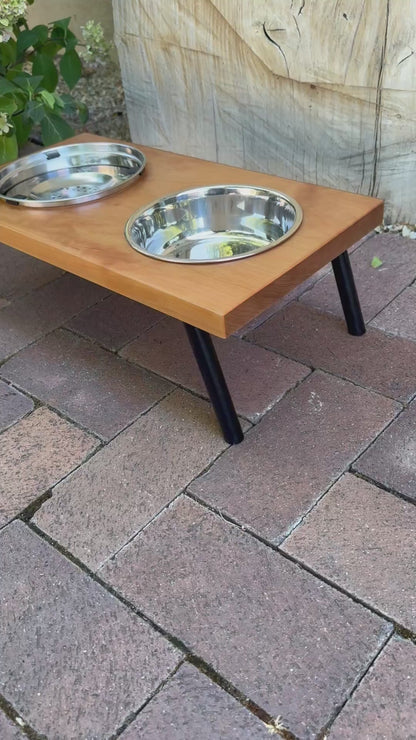 Medium, Cherry, 2-Bowl, No Drip Water Bowl, 6", Black Powder Coated slanted legs