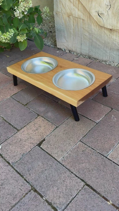 Cat, Cherry, 2-Bowl, 4", Black Powder Coated Slanted Legs